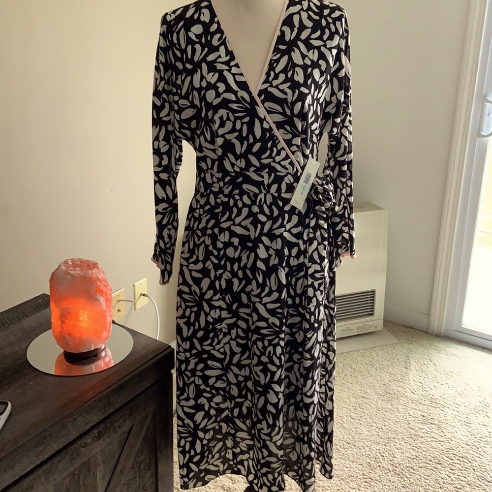 ⬇️Price Drop⬇️NWT Eliza Dress